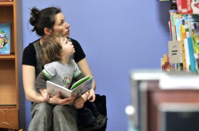 ЛДПР предложила выплату двух пособий матерям детей-погодков