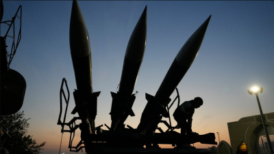 Иран атакует военные объекты США на Ближнем Востоке, F-15 перехвачен