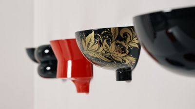 Новая коллекция "Хохлома" x Дима Логинов: Переосмысление традиционной ручной росписи